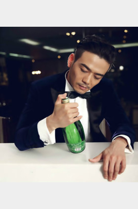 杨烁个人介绍