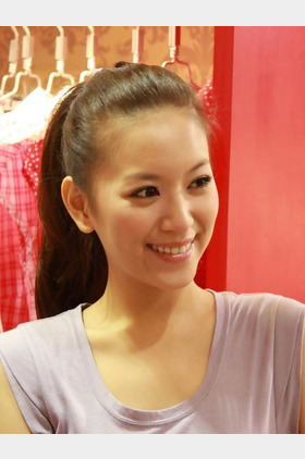 李妍瑾个人介绍