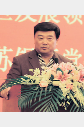 王建华个人介绍