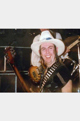 Dave Hill个人介绍