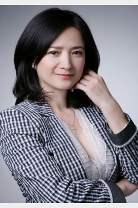 何晴个人介绍