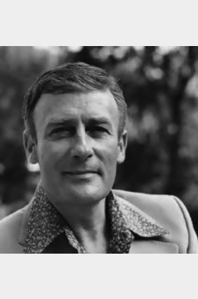 爱德华·伍德华德个人介绍