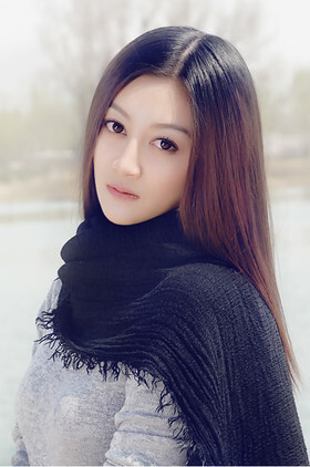 陆纪依个人介绍