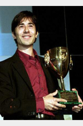 鲁奇·洛·卡西欧个人介绍