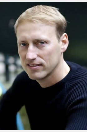 Jan Oliver Schroeder个人介绍