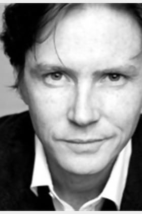 朱里安·卡西Julian Casey个人介绍