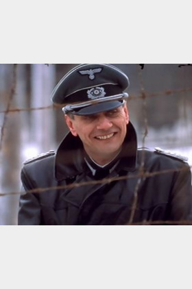 马塞尔·尤勒斯个人介绍