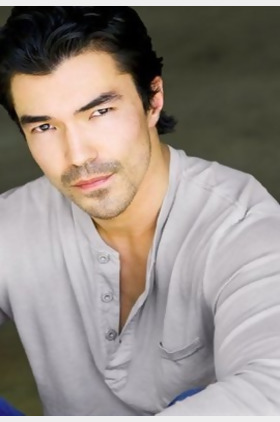 伊安·安东尼·代尔个人介绍