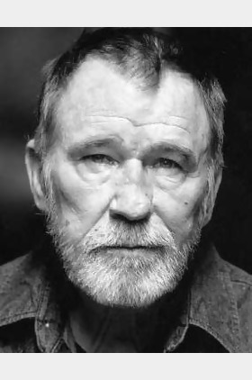 詹姆斯·盖蒙James Gammon个人介绍