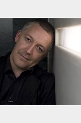 西蒙·雷诺兹个人介绍