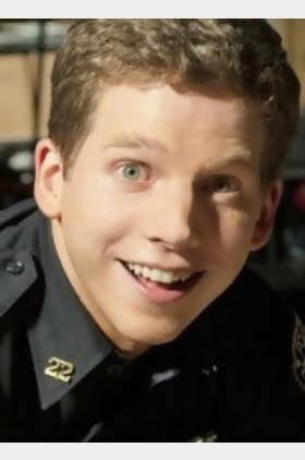 斯塔克·桑德斯个人介绍