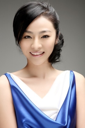 小斯琴高娃个人介绍