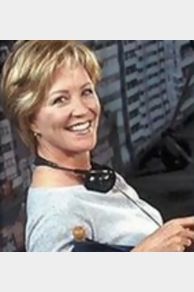 乔安娜·科恩斯个人介绍