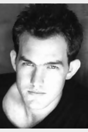 莫瑞·史特林个人介绍