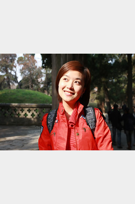 严彦子个人介绍