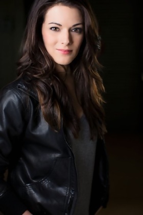 妮可·弗赖斯内特/Nicole Fraissinet个人介绍