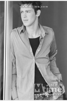 巴格·霍尔个人介绍