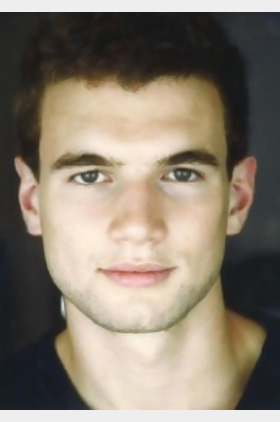 亚历克斯·罗素个人介绍