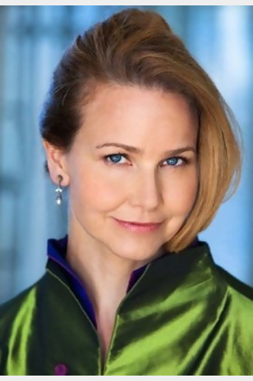 Molly Hagan个人介绍