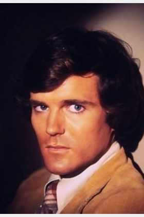 Nicholas Hammond个人介绍