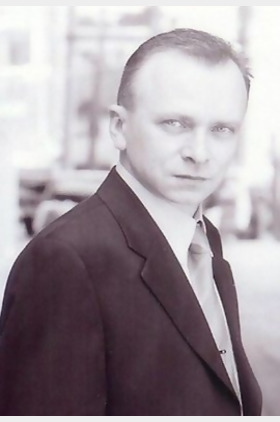 Yaroslav Poverlo个人介绍