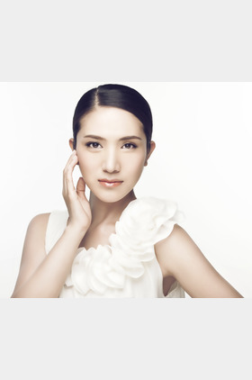 黄妮娜个人介绍