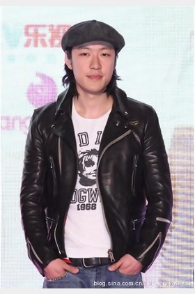 杨一柳个人介绍