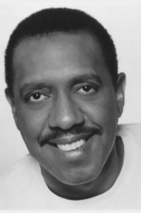 迈克尔·D·罗伯茨个人介绍