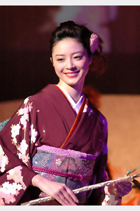 白田久子个人介绍