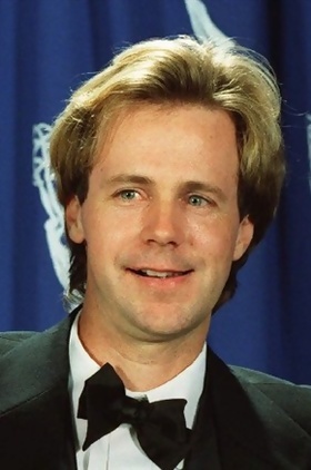 达纳·卡维个人介绍