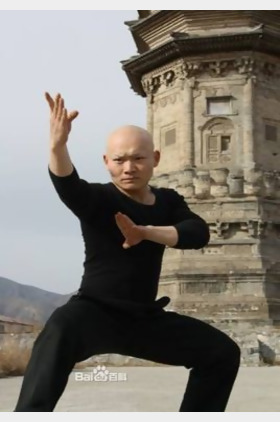 余辛个人介绍