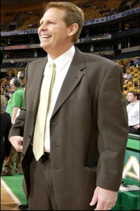 丹尼·安吉个人介绍