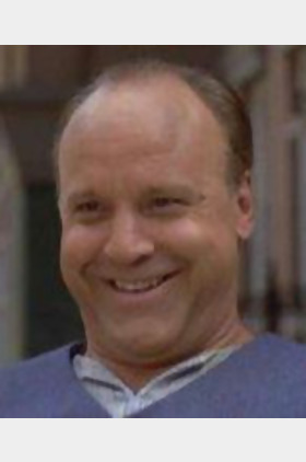 Louis Giambalvo个人介绍