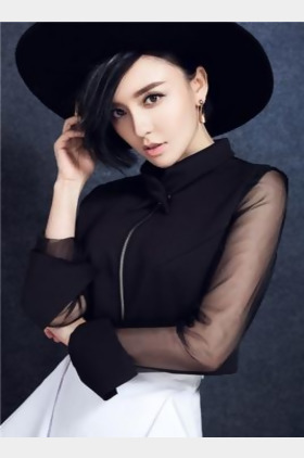 吕佳容个人介绍