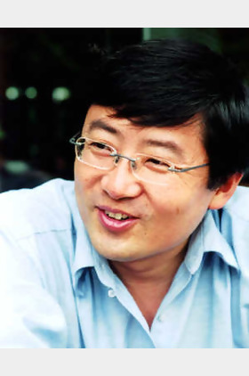 王强个人介绍