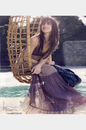 夏洛特·甘斯布个人介绍