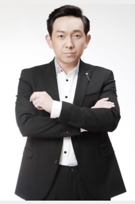 关亚军个人介绍