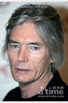 比利·德拉戈个人介绍