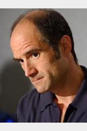 伊莱亚斯·科泰斯Elias Koteas个人介绍