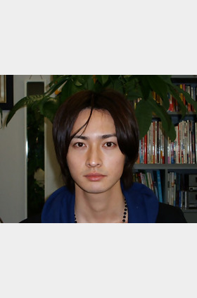 涩江让二个人介绍