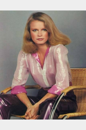 莎莉·哈克个人介绍