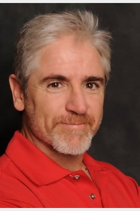 卡洛斯·阿拉兹拉奎个人介绍