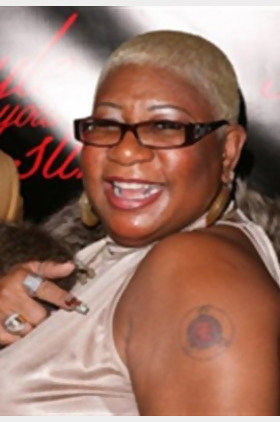 露奈儿·坎贝尔个人介绍