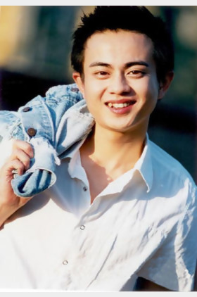 卢誉文个人介绍