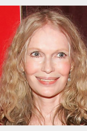 米娅·法罗个人介绍