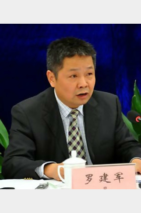 李强个人介绍