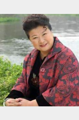 李静个人介绍