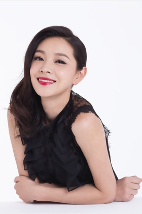 王维维个人介绍