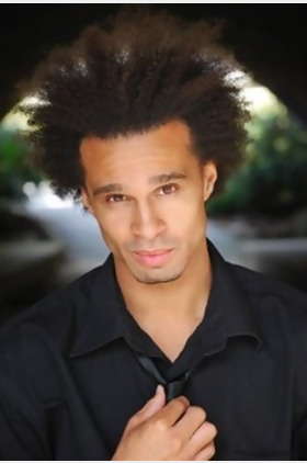 亚历克斯·马丁个人介绍