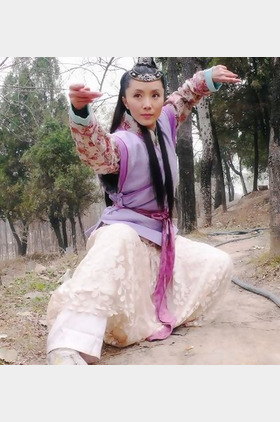 何思融个人介绍